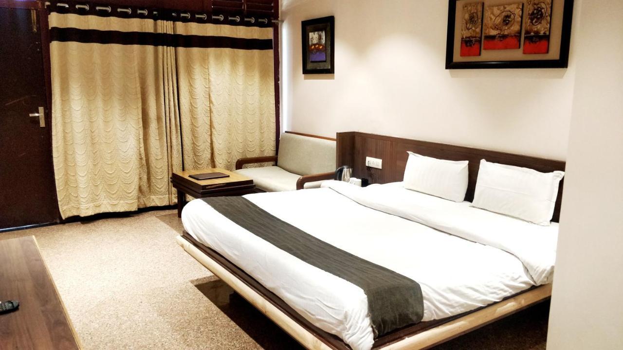 Hotel Mount Regency Mount Abu Exterior photo