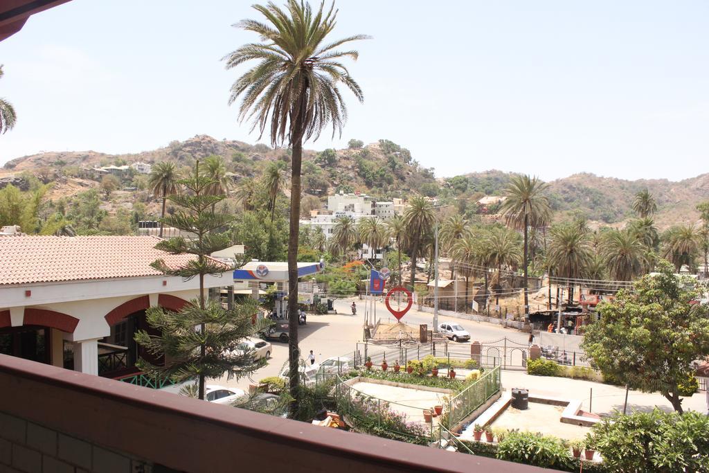Hotel Mount Regency Mount Abu Exterior photo
