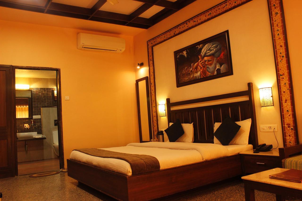 Hotel Mount Regency Mount Abu Exterior photo