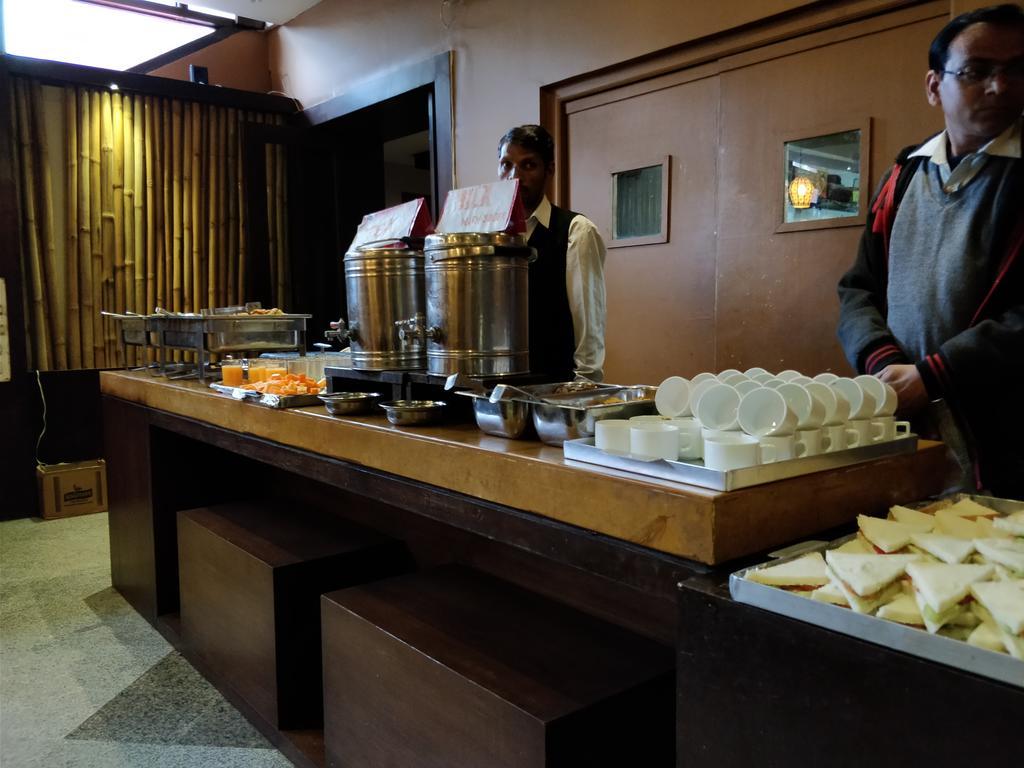 Hotel Mount Regency Mount Abu Exterior photo